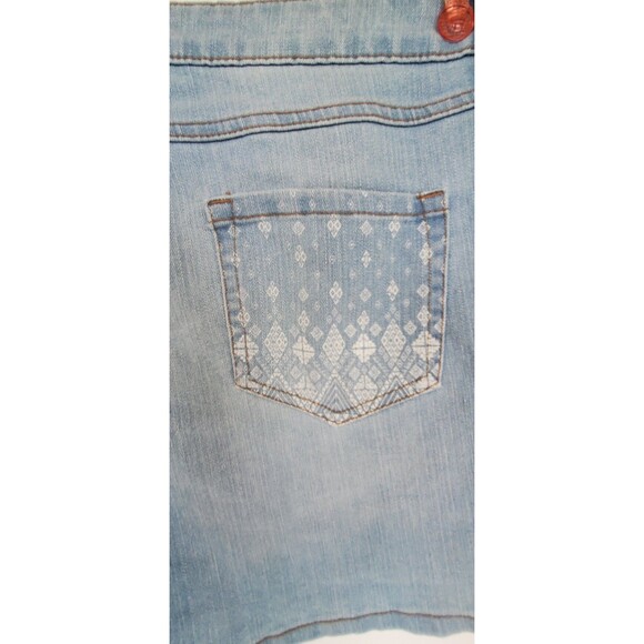 Bit & Bridle Jean Shorts Sz 16 Geometric Design Light Wash Denim Western Cowgirl - Picture 8 of 12